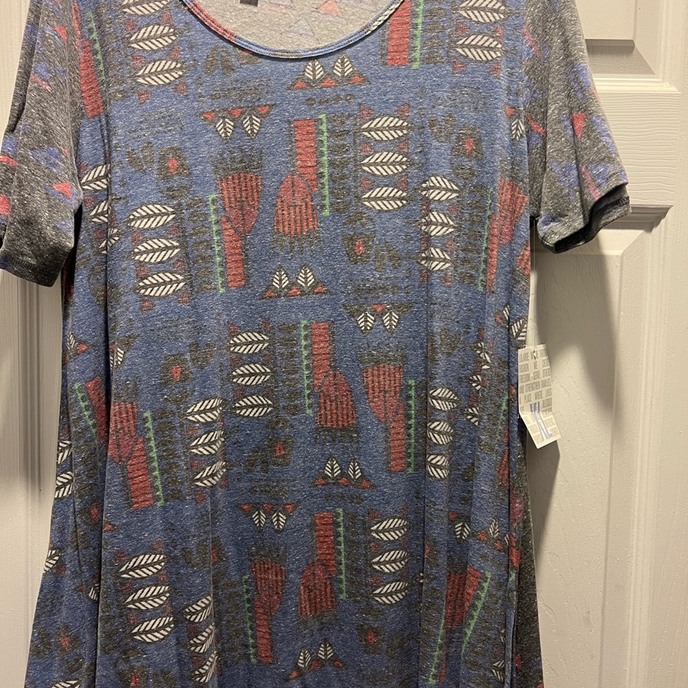 LuLaRoe Perfect tee shirt Short Sleeve Top gray, super soft. New with tags. XL